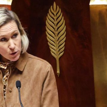 1130bd4e-4041-45ca-ae61-ed0e065d02cf Les députés approuvent une loi pour informer les victimes de violences sexuelles