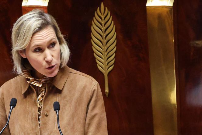 1130bd4e-4041-45ca-ae61-ed0e065d02cf Les députés approuvent une loi pour informer les victimes de violences sexuelles