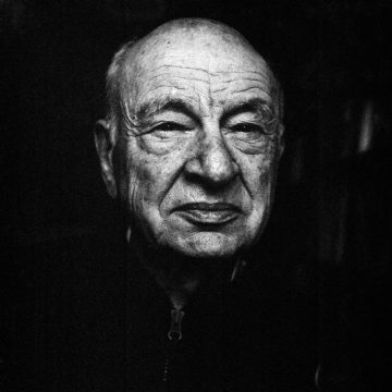 Hommage à Edgar Morin : Sociologue et Philosophe de Renommée