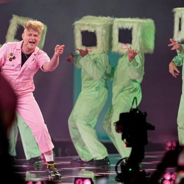 1594e2c4-805d-4c9d-adcb-da758b51c5a0 Grandes Scènes et Tenues Audacieuses à l’Eurovision 2026