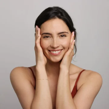 16743966-9558-4db3-957c-549fdcadff48 Le yoga facial : une routine anti-âge naturelle