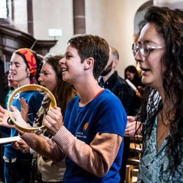 Jeunes catholiques : innovation et témoignage de foi