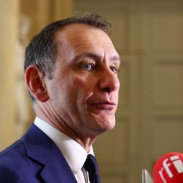 2eede2dd-8b17-4a53-85f9-8fda1b5996b7 Laurent Jacobelli appelle à la fin de la soumission face à l’Algérie