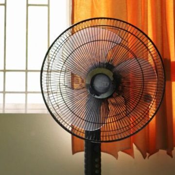 Les dangers de l’utilisation continue du ventilateur pendant une canicule