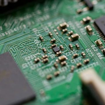 L’Université de Tokyo révolutionne la vitesse des ordinateurs