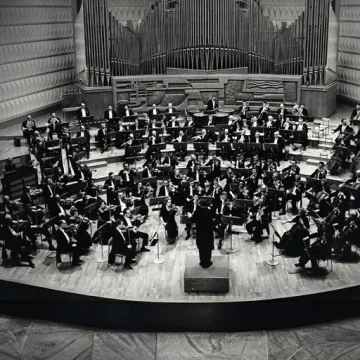 377042c0-3907-4af6-bd7a-9ccce426170e L’Orchestre National de France : Un Pilier de la Musique Symphonique