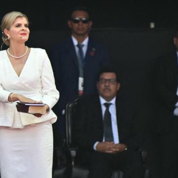 Laura Fernandez, Présidente du Costa Rica, face aux défis du crime et de la politique