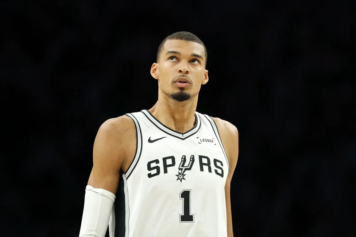 4953cb94-f7eb-4171-a7bd-9d49a1cd988e Les Spurs de San Antonio Reprennent l’Avantage en Playoffs NBA