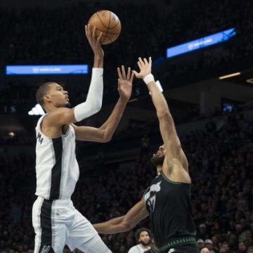 Victor Wembanyama: Une performance historique en demi-finales NBA