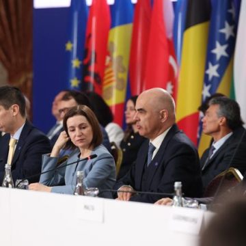 5ae1a66e-5908-4966-b350-4fe3c6f60a5f Les États Membres Renforcent le Cadre de la CEDH Concernant les Droits des Migrants