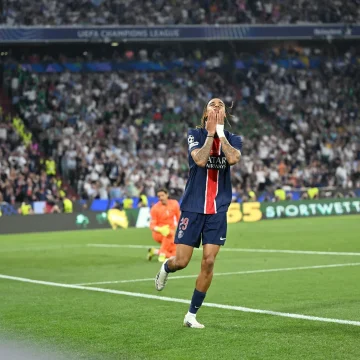 638752a7-fffd-460a-831f-4ab743d4e935 Kvara, l’étoile montante du PSG