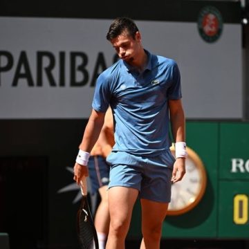 7835f47a-7178-4aef-b55c-6c0ba1ed3c60 Roland-Garros : Une Journée Décevante pour les Joueurs Français