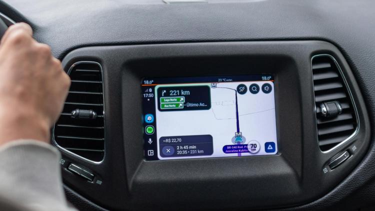 88392294-b5c2-49db-899b-3656b281e6f2 Vitesse Réelle : Compteur de Voiture vs. Waze