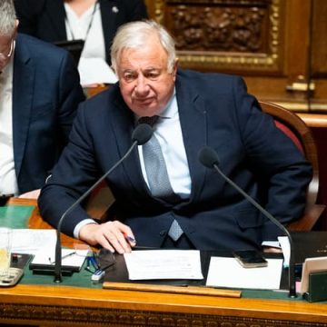 9b539bc3-41bf-4f88-ac66-6f0082fd3ab4 Débats sur la prolongation des travaux parlementaires face aux élections sénatoriales