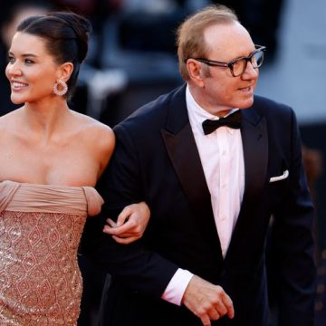 "La Bataille De Gaulle: L'Âge De Fer" (De Gaulle: Tilting Iron) Screening - The 79th Annual Cannes Film Festival Kevin Spacey fait une apparition au Festival de Cannes