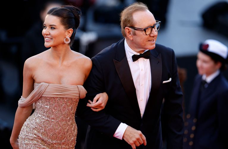 "La Bataille De Gaulle: L'Âge De Fer" (De Gaulle: Tilting Iron) Screening - The 79th Annual Cannes Film Festival Kevin Spacey fait une apparition au Festival de Cannes