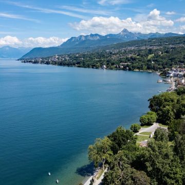 Voyager à vélo le long du Léman