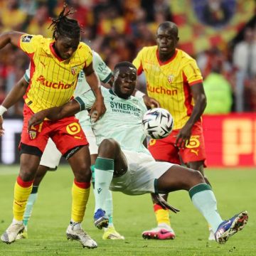 Lens décroche son billet pour la Ligue des champions, Nantes relégué en Ligue 2