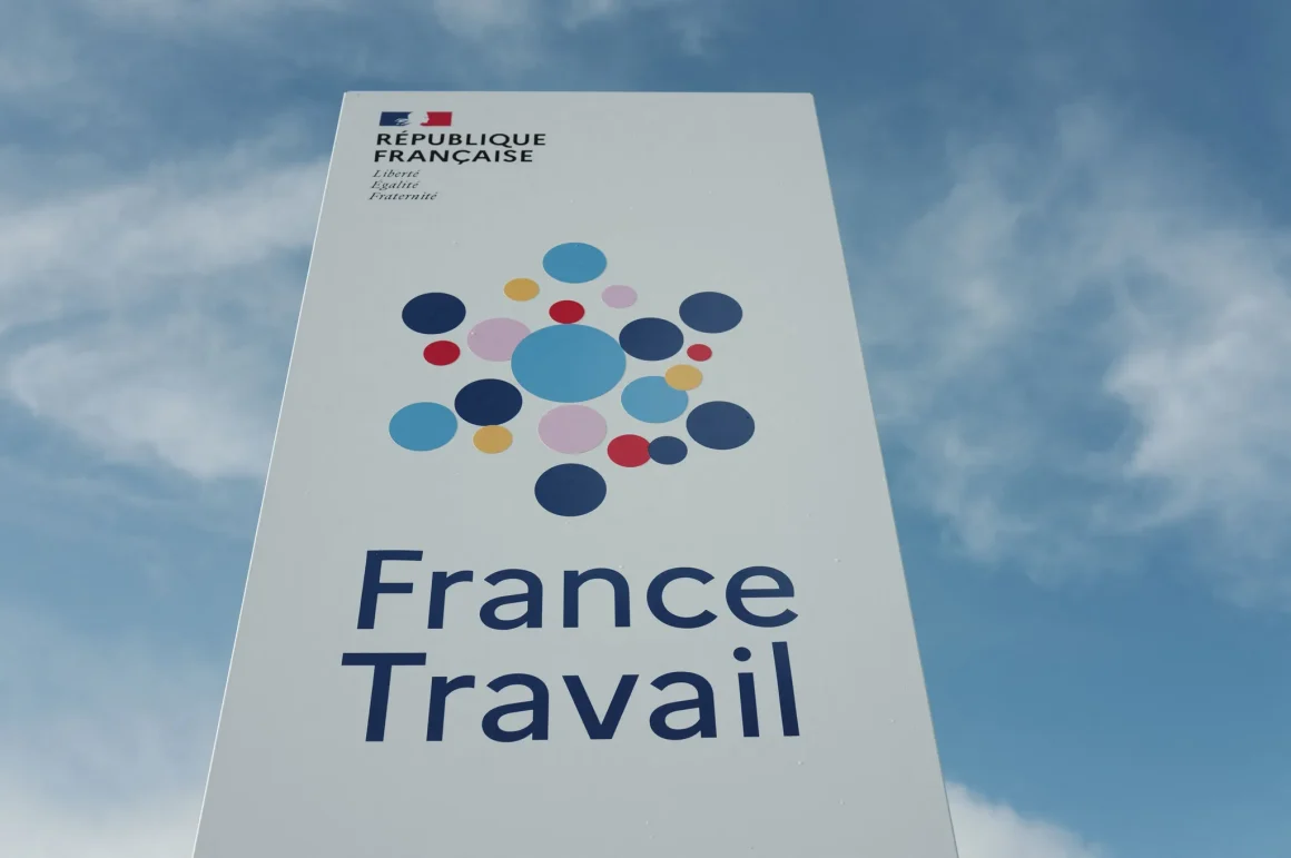 a88fa38f-ccb4-4e40-9fa8-50c5be14d9bd Le taux de chômage en France atteint un niveau inquiétant