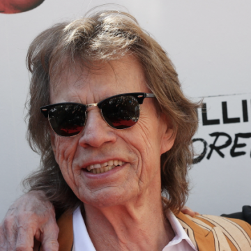Mick Jagger rejoint le casting de «Three incestuous sisters»