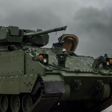 Armée américaine teste le blindé « tueur de drones » AMPV-30