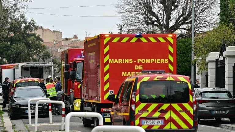 b369f662-4617-4e91-8555-db24daa94c5f Intervention des Marins-Pompiers à Marseille: Adolescents Blessés et Enquête en Cours
