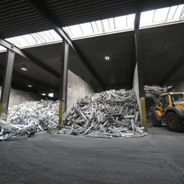 Impact de la crise pétrolière et gazière sur l’industrie de l’aluminium