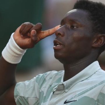 c25e7ef8-3d20-4180-b74e-f1f83331aca7 Moïse Kouamé se distingue à Roland-Garros