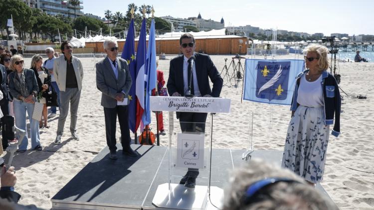 c2ec0c08-ed77-4ac8-a682-2bceda2219bb Une plage de Cannes renommée en hommage à Brigitte Bardot