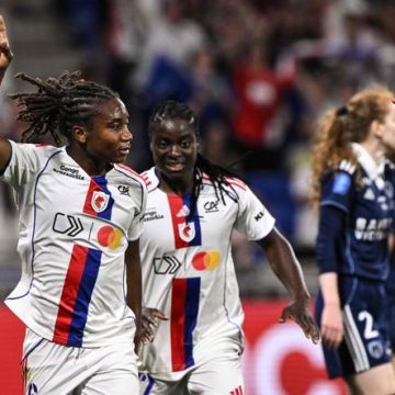 Lyonnes Domine le PFC en Finale des Playoffs