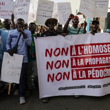 c77bbd89-4e20-4d66-9edf-6a6f53c1e3c2 L’impact d’une loi anti-LGBT+ au Sénégal : conséquences et réactions