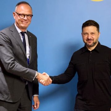 cb93a4b9-6cda-491f-b0c0-d034c08bbf24 Édouard Philippe visite Kiev et exprime son soutien à l’intégration de l’Ukraine dans l’Otan