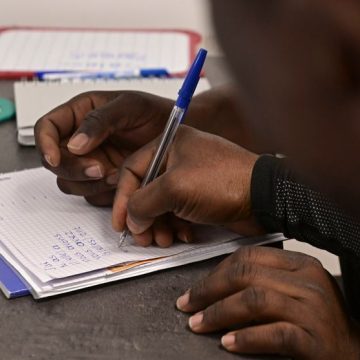Gérald Darmanin propose un moratoire sur l’immigration légale