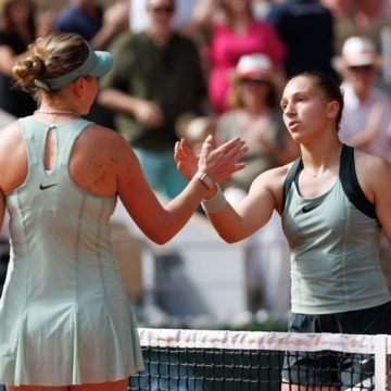 de0d3ae4-adbc-49b4-af28-c3eff74a6d92 Diane Parry atteint la deuxième semaine à Roland-Garros