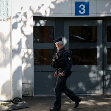 e62d2500-db37-4869-98cc-77e4150b2950 Appel à une prise de conscience sur le trafic de drogue après une fusillade à Nantes