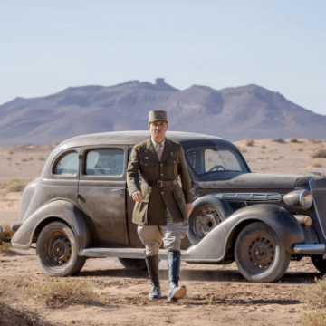 Simon Abkarian incarne le général de Gaulle dans un nouveau film