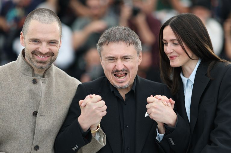 FRANCE-FILM-FESTIVAL-CANNES2026 Cristian Mungiu Remporte une Seconde Palme d’Or au Festival de Cannes