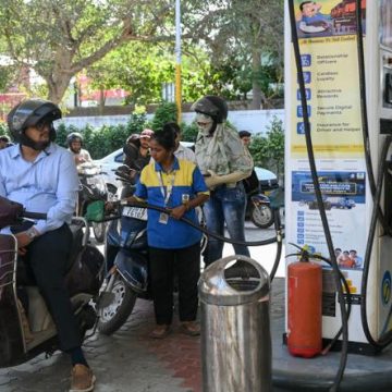 L’Inde resserre les mesures économiques
