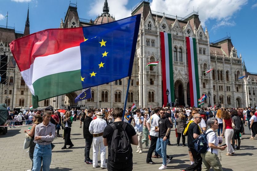 Peter Magyar Becomes PM As Orban Era Ends In Hungary La succession de Viktor Orban ouvre la voie à des discussions sur l’adhésion de l’Ukraine à l’UE