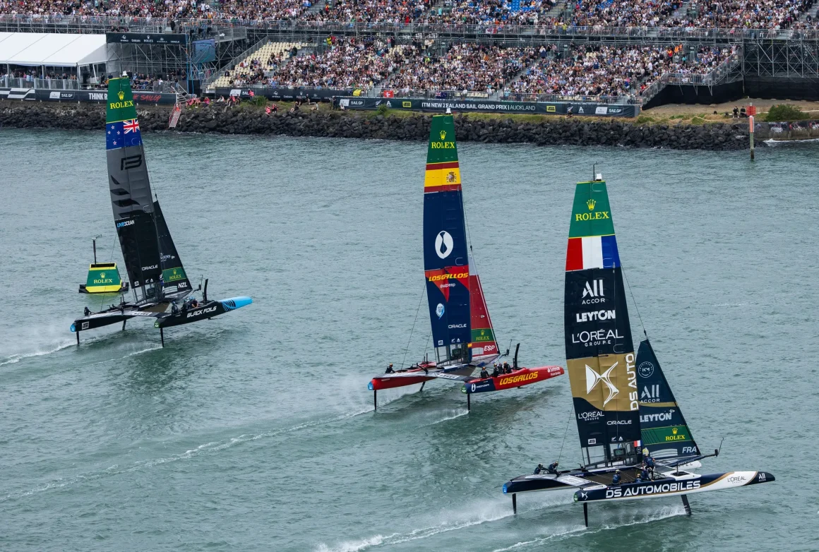 f6f3a2be-30c7-42d8-a983-916e17e03363 Les Championnats du Monde de Voile Olympique à Quiberon