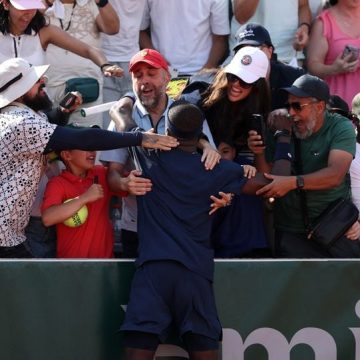 fc00e7e9-18e6-4888-9479-89766ee50623 Frances Tiafoe : Retour de sa Raquette Préférée avant un Match Clé