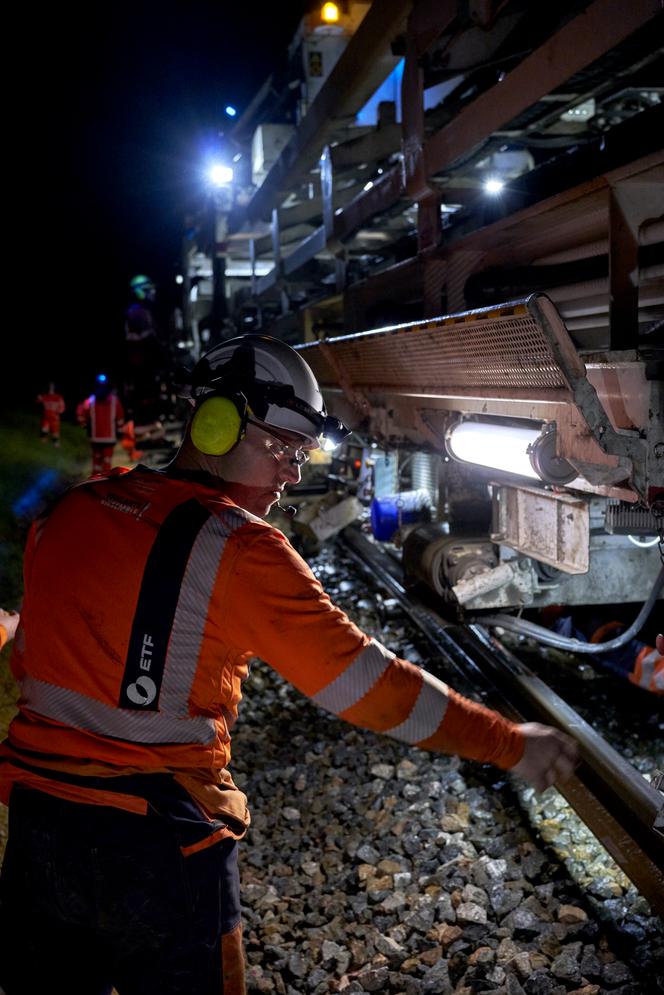 016f6e48-2e92-4514-9ea9-977b8eb7c7f4 Le projet de renouveau du réseau ferroviaire en France