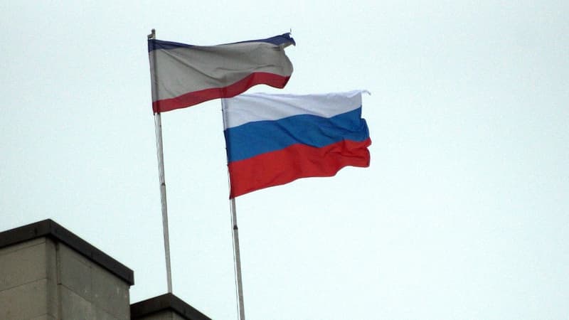 0790427f-5e08-452c-ad8d-fc6ada0037e8 Quatre morts après des frappes en Crimée et tensions croissantes entre l’Ukraine et la Russie