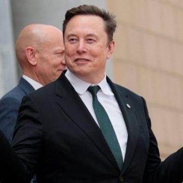 Elon Musk devient le premier trillionnaire grâce à l’introduction en bourse de SpaceX