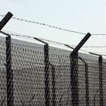 1432c349-12ca-4fb8-9bdf-204c0be5491f Un consensus français sur le durcissement de la politique migratoire