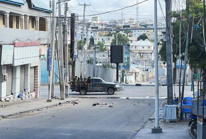 17a954ed-5a03-49df-9bd8-3e46a9ff3c0d Crise politique en Somalie : tensions et affrontements à Mogadiscio