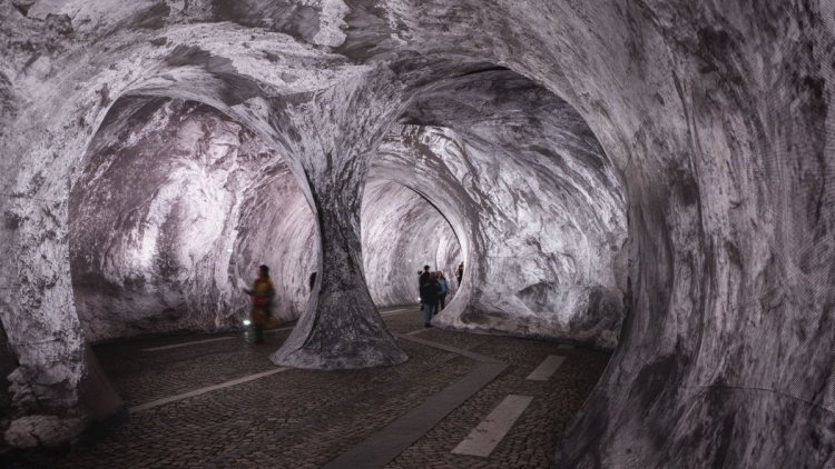 19c9c646-6dbf-471e-a35a-e6572d899c5c La «Caverne du Pont-Neuf» : une expérience immersive à Paris