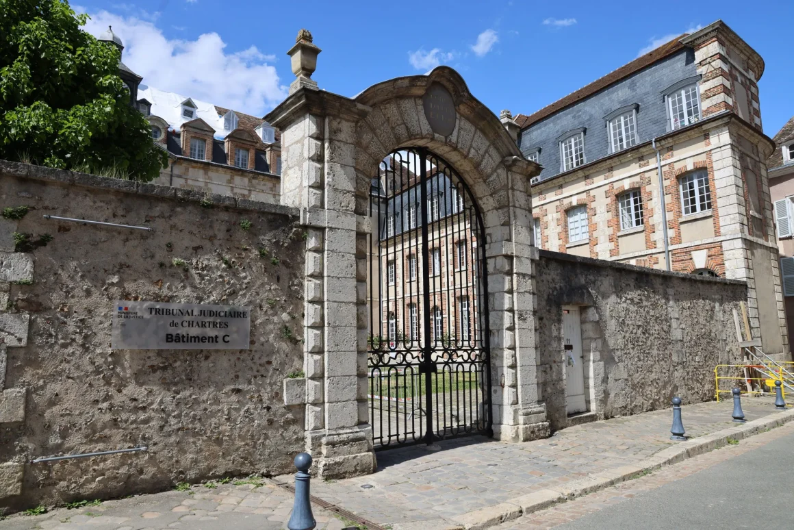 1ff78e19-9502-44a1-a450-da127cb379d9 La Justice française vers une numérisation complète des procédures