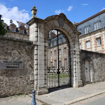 1ff78e19-9502-44a1-a450-da127cb379d9 La Justice française vers une numérisation complète des procédures