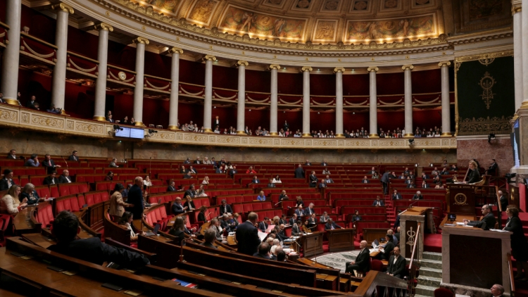 21b7cd78-a811-48b2-8e8e-222b1ece5656 Les Députés Adoptent une Proposition de Loi sur IA et Droit d’Auteur